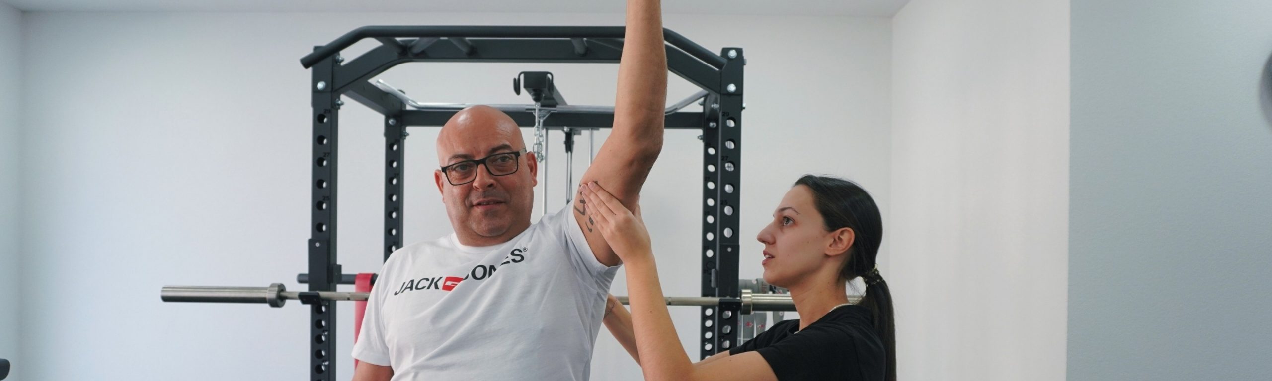 Exercício de fisioterapia em andamento.